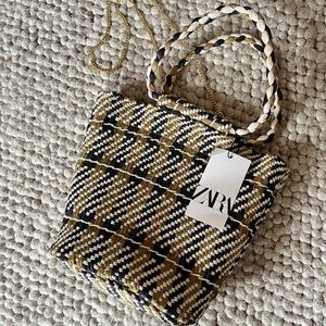 Zara Metallic Woven Basket Bag, I removed the tag, only used for a few hours